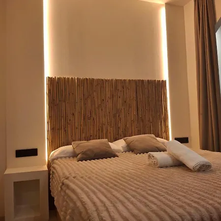Aparthotel Sleeps Aprt V