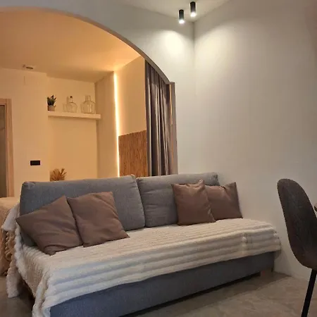 Aparthotel Sleeps Aprt V Valencia